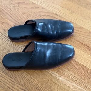 Madewell Women’s Black Leather Slip-On Shoes